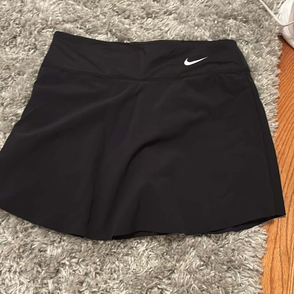 Kids medium Nike black athletic skirt